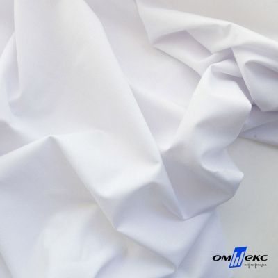 Ткань сорочечная Илер 100%полиэстр, 120 г/м2 ш.150 см, цв.белый - купить в Смоленске. Цена 290.24 руб.